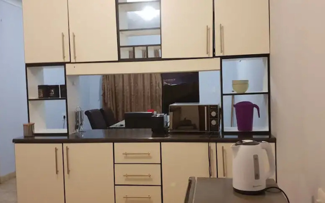 Thetsane Apartments