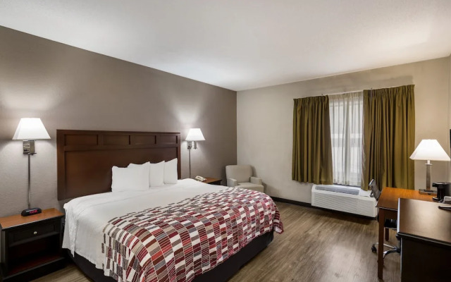 Red Roof Inn & Suites Bloomsburg Mifflinville