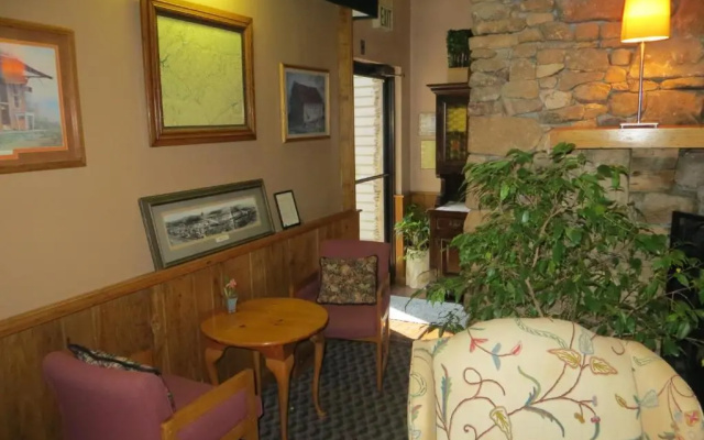 Americourt Hotel