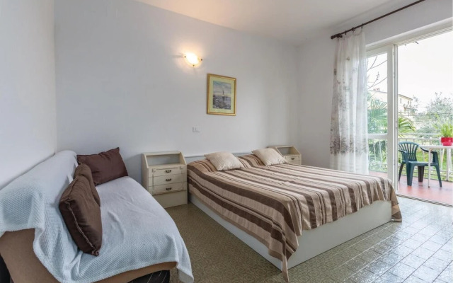 Nice Apartment in Lovrecica With 2 Bedrooms and Wifi
