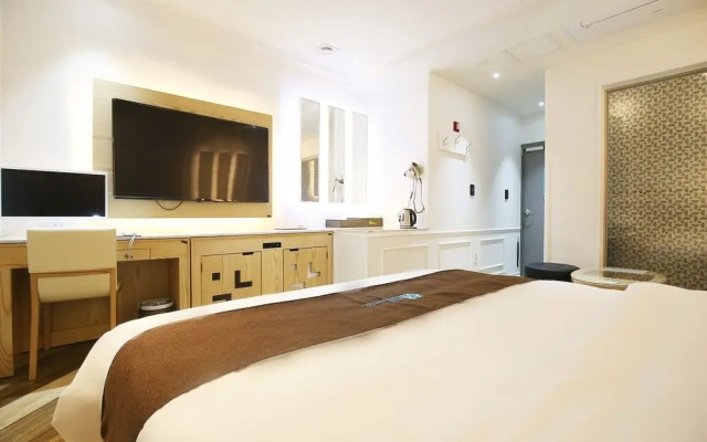 Hongseong Yongbongsan Hue Dream Self Check in Motel