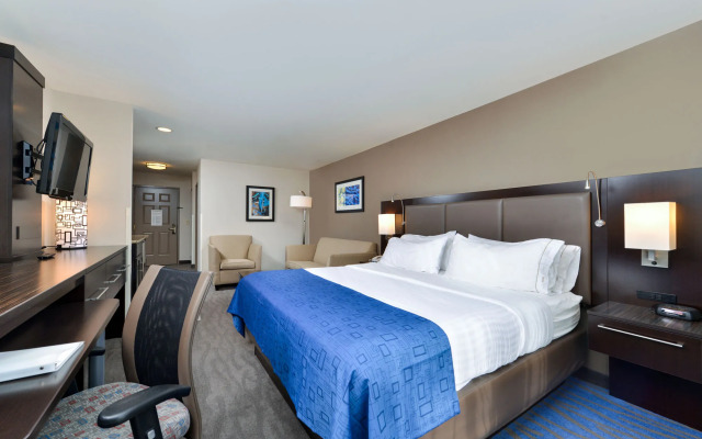 Holiday Inn Express St. Louis West - O'Fallon by IHG