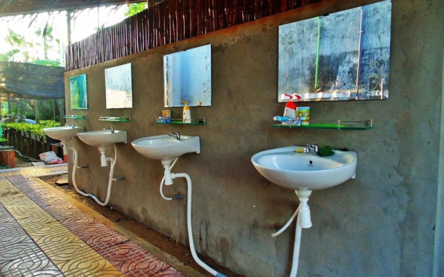 Flower & Frog Homestay