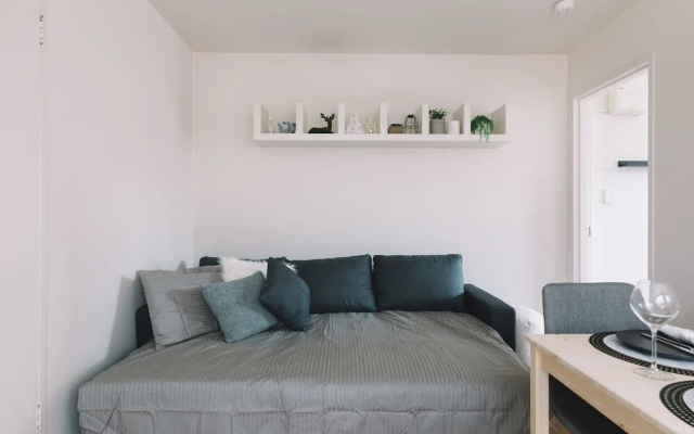 Cosy Melbourne Apartment Close To CBD