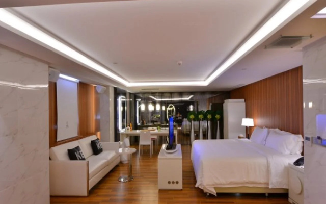 Han Yi City Hotel