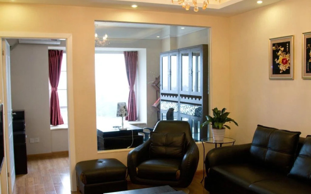 Chengdu City Theme Hotel