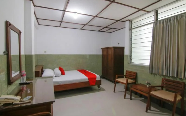Reddoorz Syariah Near Akademi Kepolisian 2