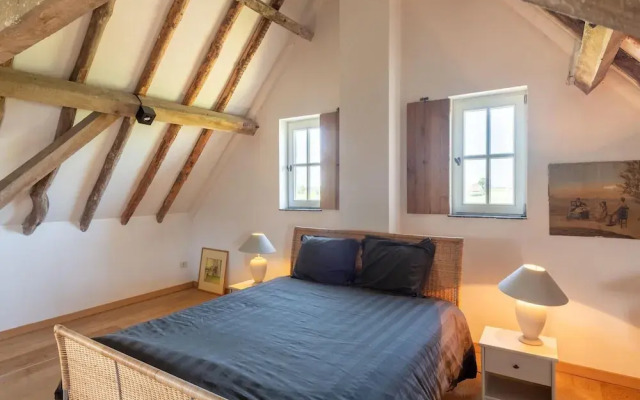 Premium Farmhouse in Nieuwmunster With Pool