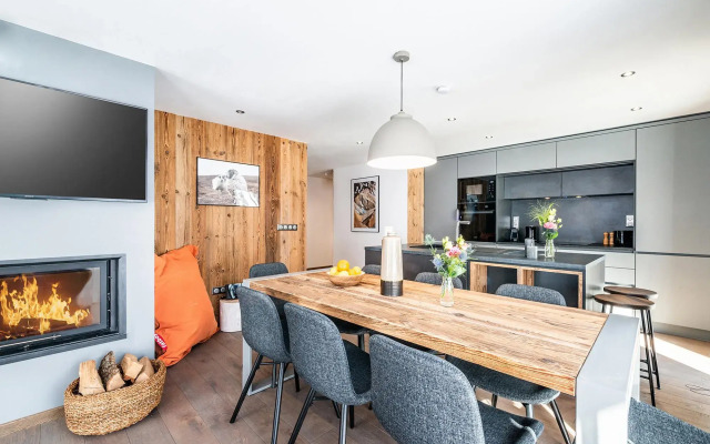 RAVANEL - Luxury apartment with fireplace & Mont Blanc views