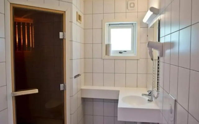 Spacious Holiday Home in Kinsarvik