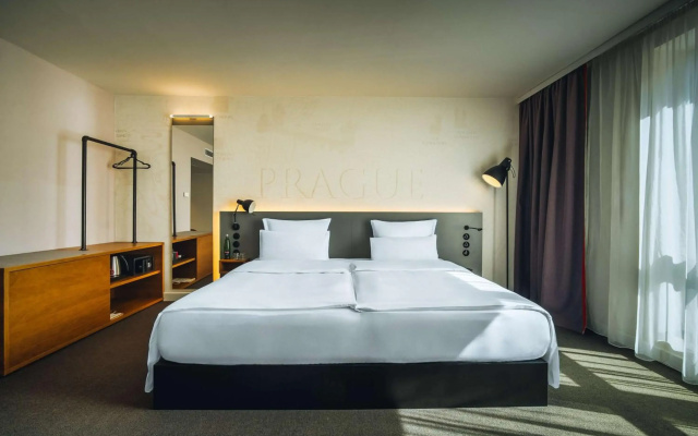 Hotel PULSE8
