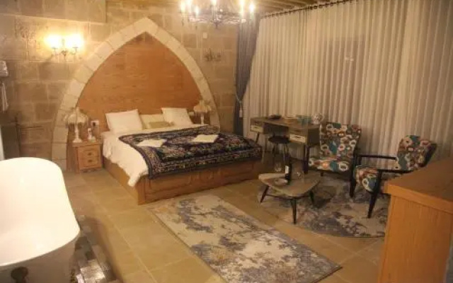 Zarqa Luxury Suites - Couples Only