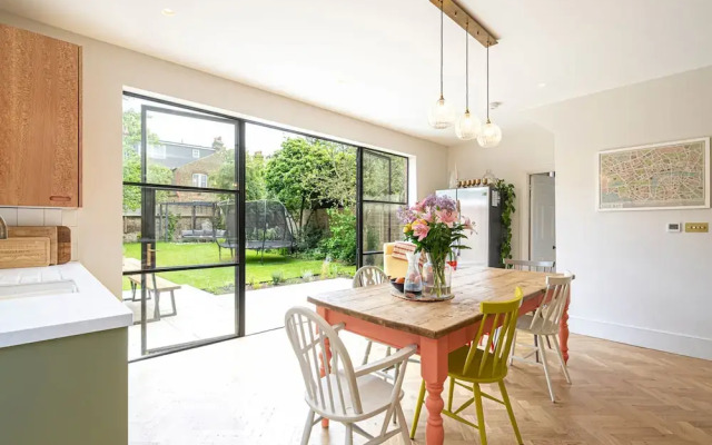 Chic and Colourful Family Home by Underthedoormat