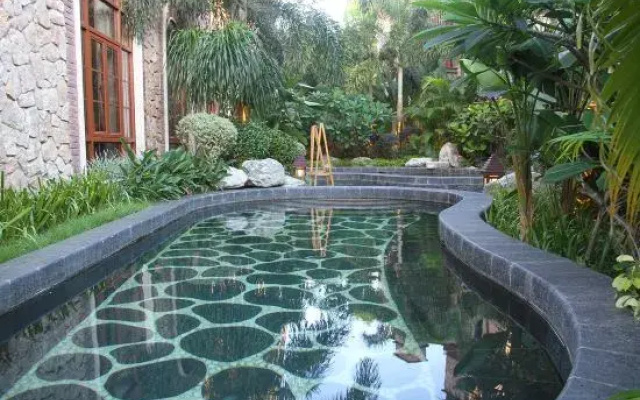 Xin Hai Yi Spa Holiday Villa