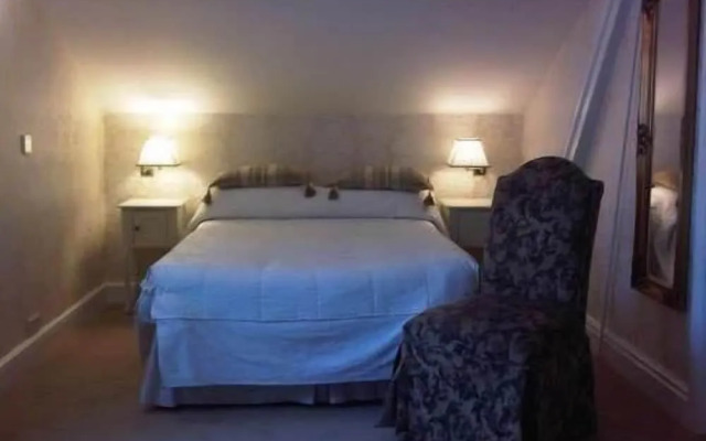 Bentley Tower Hotel
