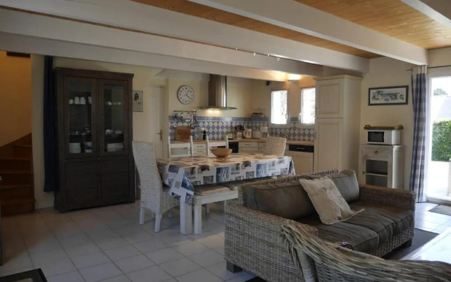Maison Le Palais, 4 pièces, 6 personnes - FR-1-418-48