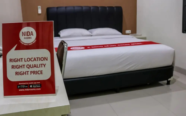 Nida Rooms Surya Samantri Coblong