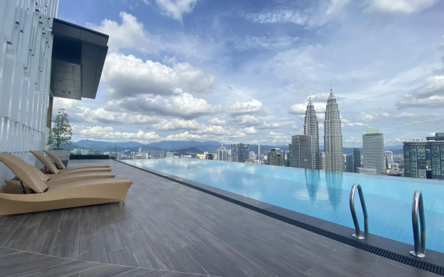 High Zone Two Bedrooms Premier Apartment