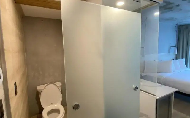 Kompose Boutique Hotel