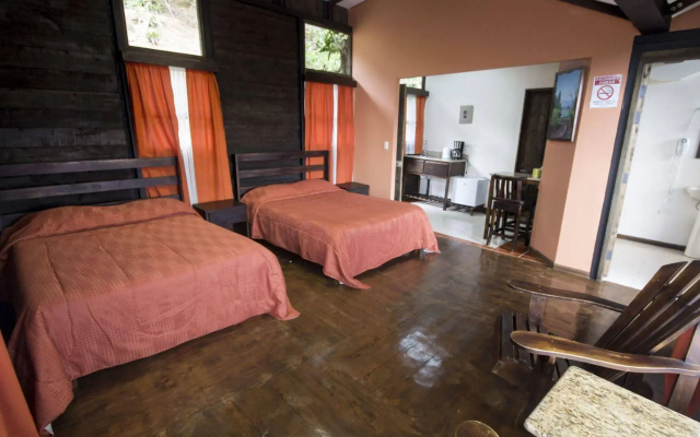 Hotel Alto Palomo