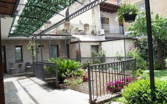 Отель Albergo Pace Италия, Помпеи - отзывы, цены и фото номеров - забронировать отель Albergo Pace онлайн вид на фасад