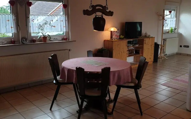 Ferienwohnung Weingut Leis