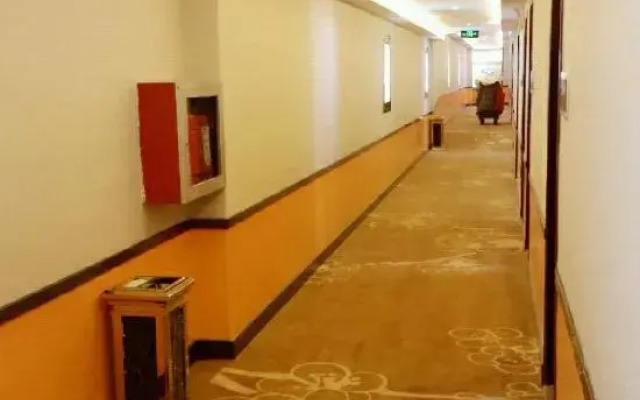 Huaxin Hotel