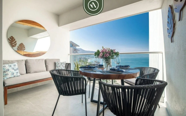 Elegant 1 BR Condo - Beachfront - Pools - King
