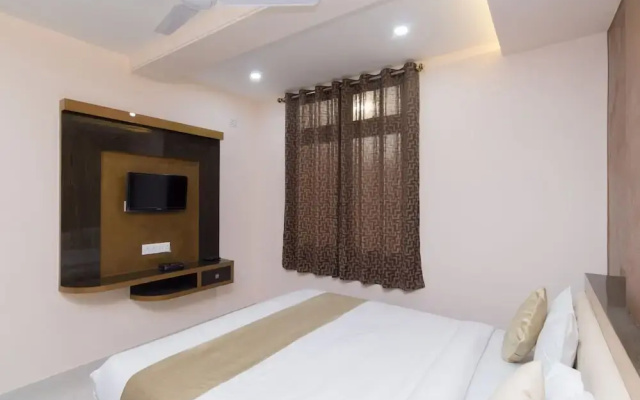OYO 9909 The Saad Hotel