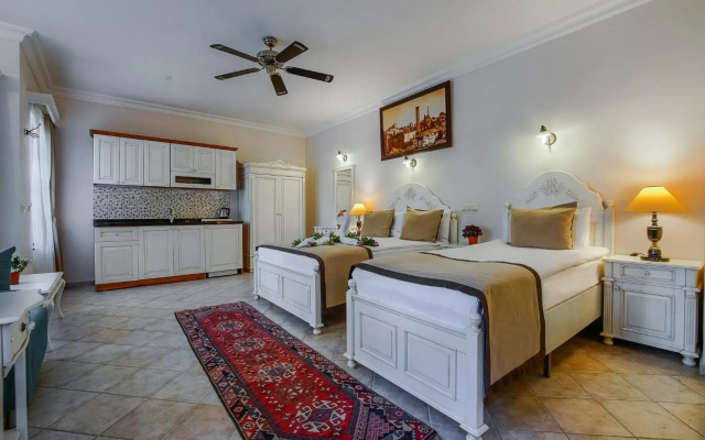 La Paloma Hotel