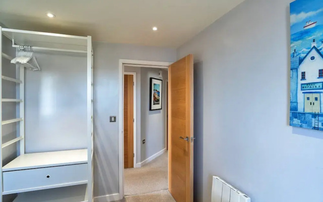 Apartment in Teignmouth With Sea Views