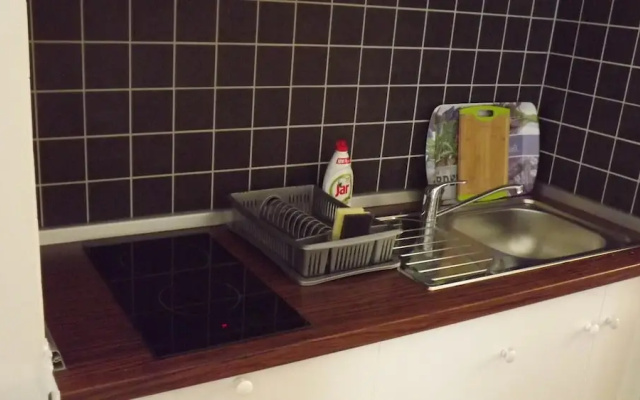 Apartment 5 Double Bed & Bidet Sleeps 2 Guests