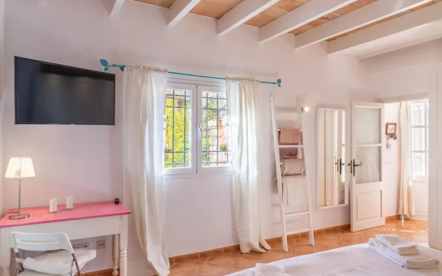 Port Andratx Family Holiday House with Pool