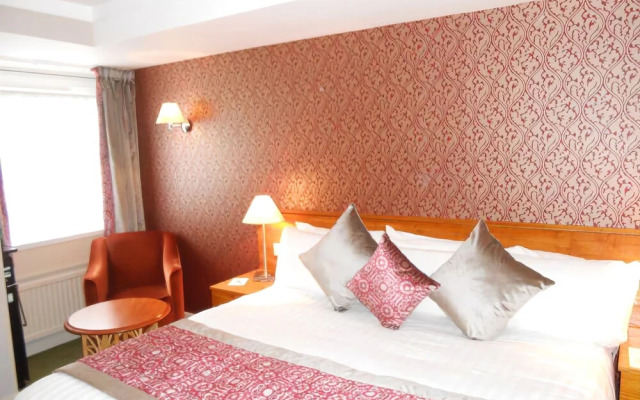 King Malcolm Hotel