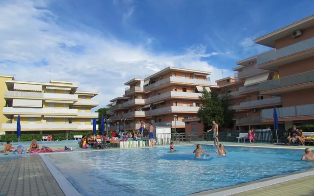 Flat for 5 in a Residence With 12 Pools
