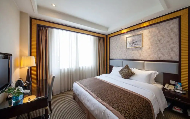 Very Nice Hotel