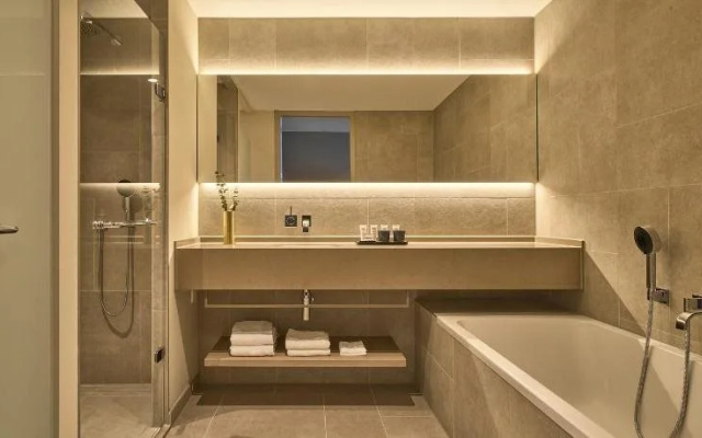 Hotel de Blanke Top