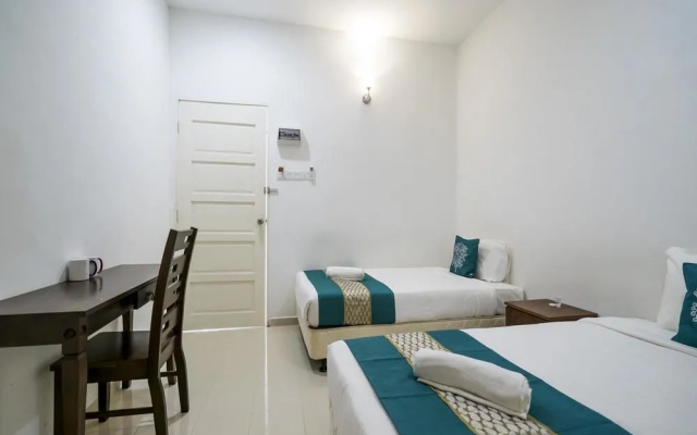 Oyo 275 Senyum Inn