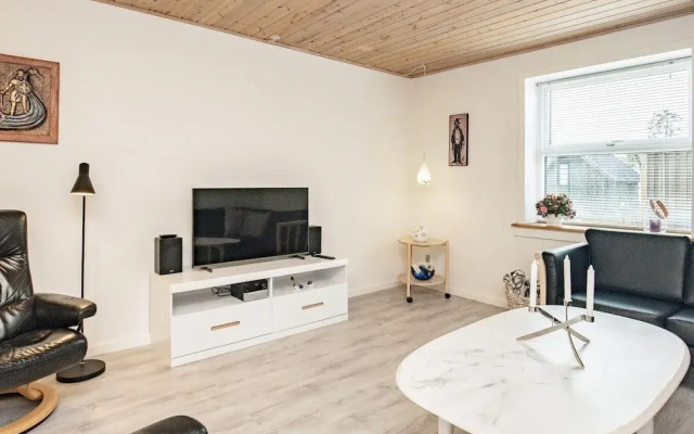 6 Person Holiday Home in Gedser-by Traum