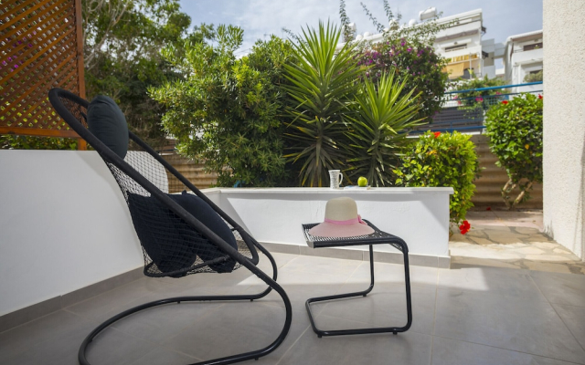 Ayios Elias Alice Suite