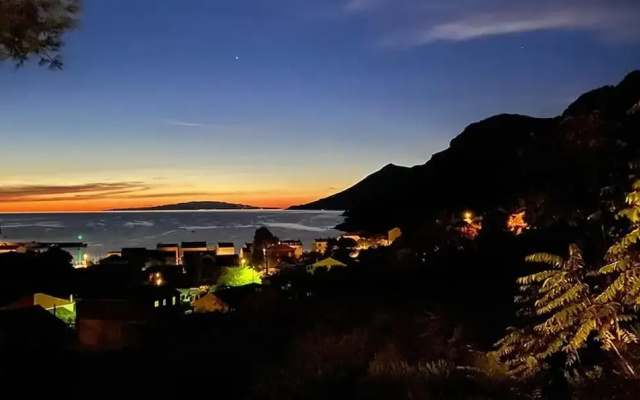 Olive-sunset Haven in Zuljana