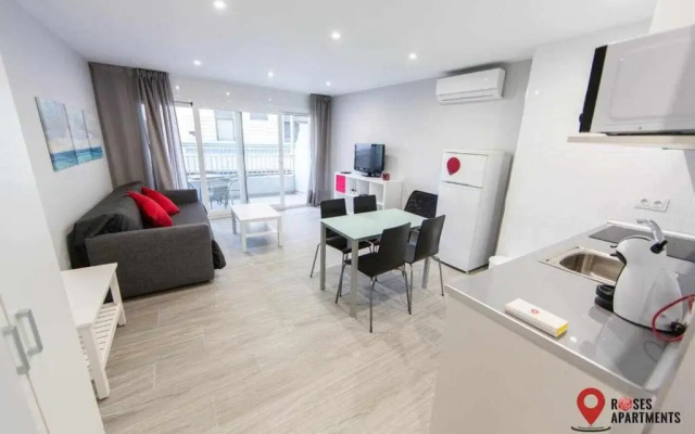 Roses Apartments Estudio 3