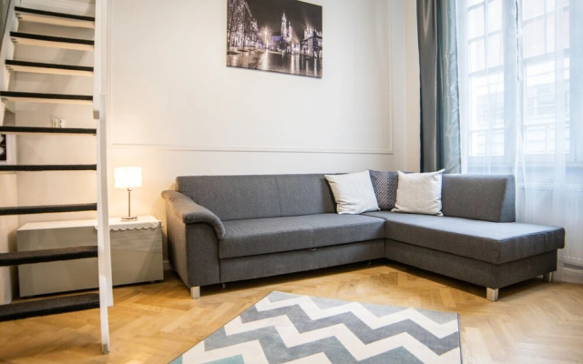 City Lights Apartments - Topolowa 48
