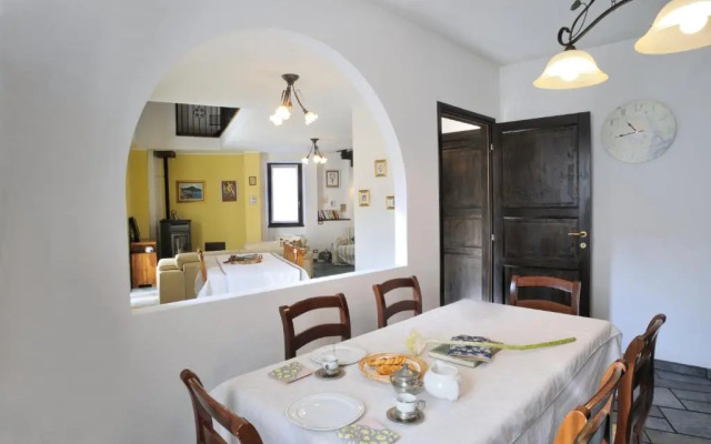 Stone Cottage Deluxe