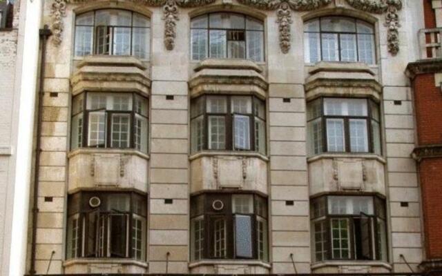Отель Strand Continental Великобритания, Лондон - 1 отзыв об отеле, цены и фото номеров - забронировать отель Strand Continental онлайн вид на фасад