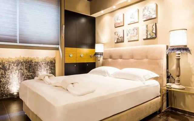 Outstanding studio in Kolonaki near the Metro