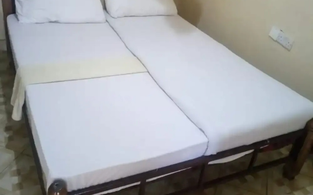 Jackmart Lodge - Adults Only