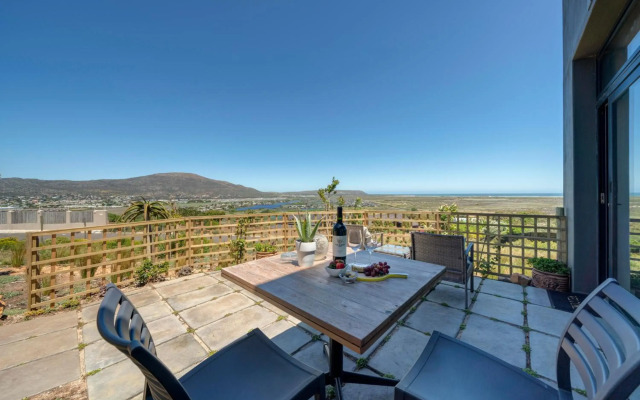 365 Sunset Self Catering Apartments