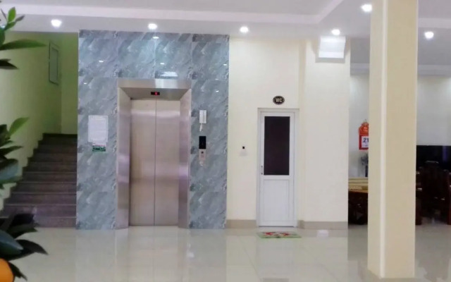 Loc Xuan Hotel
