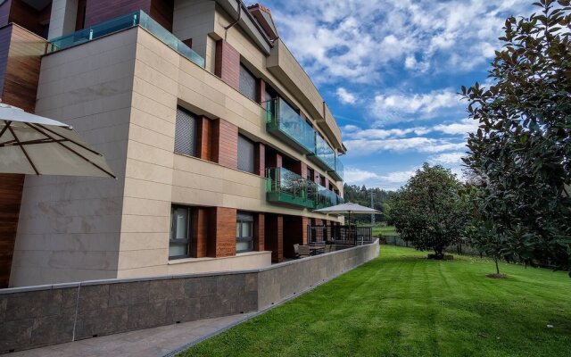 Отель Apartamentos Albatros вид на фасад